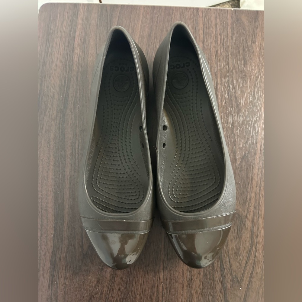 Crocs Gianna Alice Chocolate
brown Flats